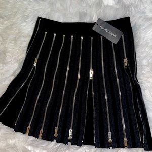 Zipper skirt